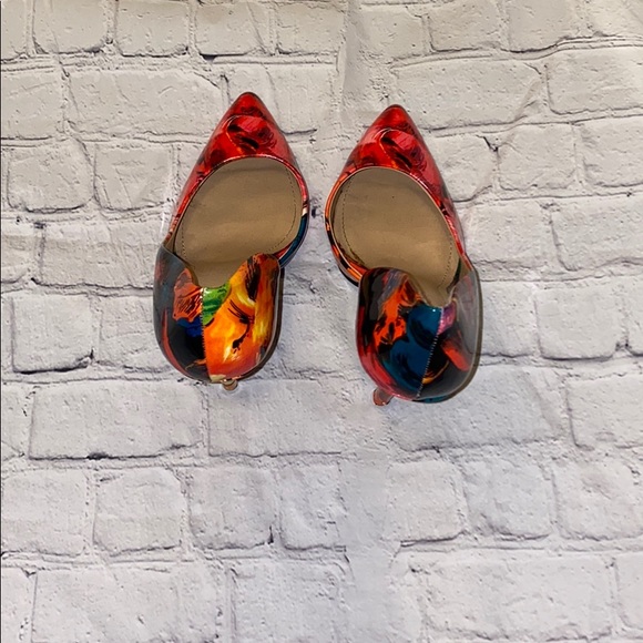 Size 8 JustFab multi-colored pumps - Picture 4 of 6